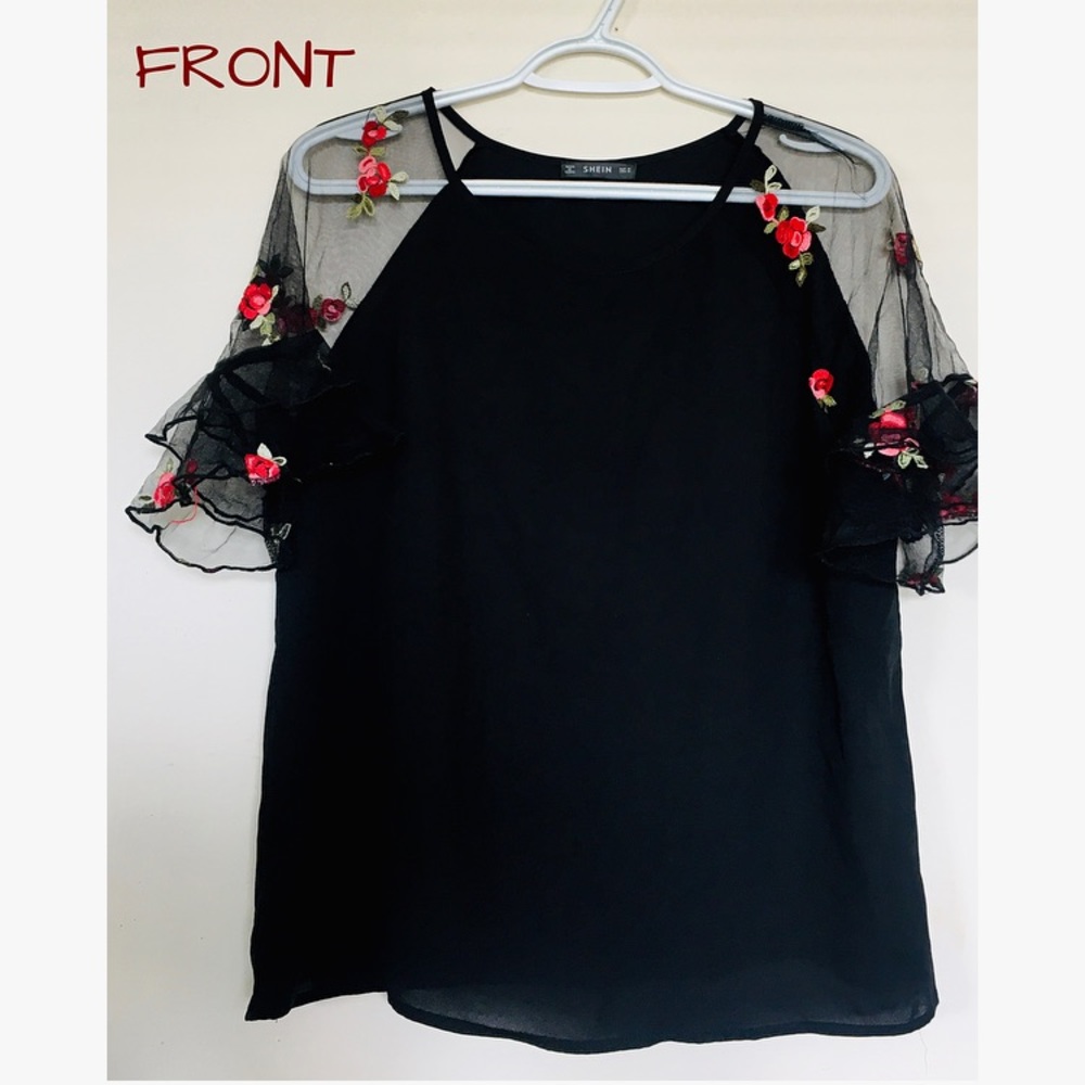 Black Blouse🌹